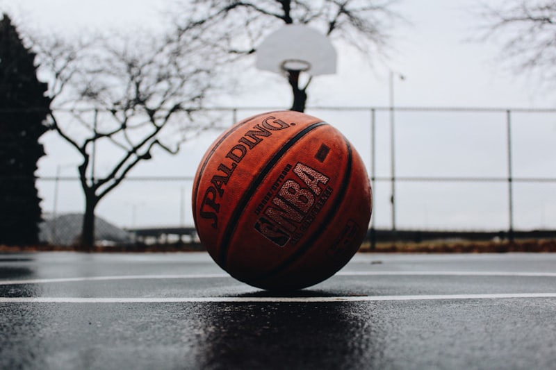 jiuyou.com NBA季后赛激烈对决